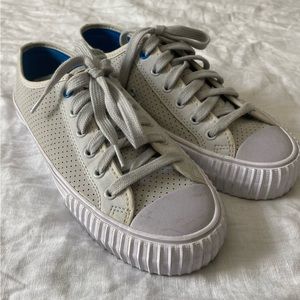PF Flyers